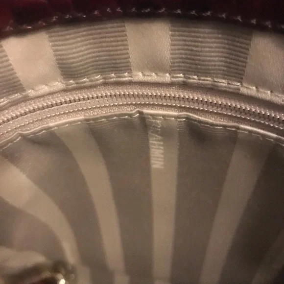 Brahmin Zip Top Croc-Embossed Leather Crossbody Handbag Purse 824 - Picture 7 of 16